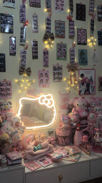 ⋆ ˚｡⋆୨♥︎୧⋆ ˚｡⋆ room v.2 vanity